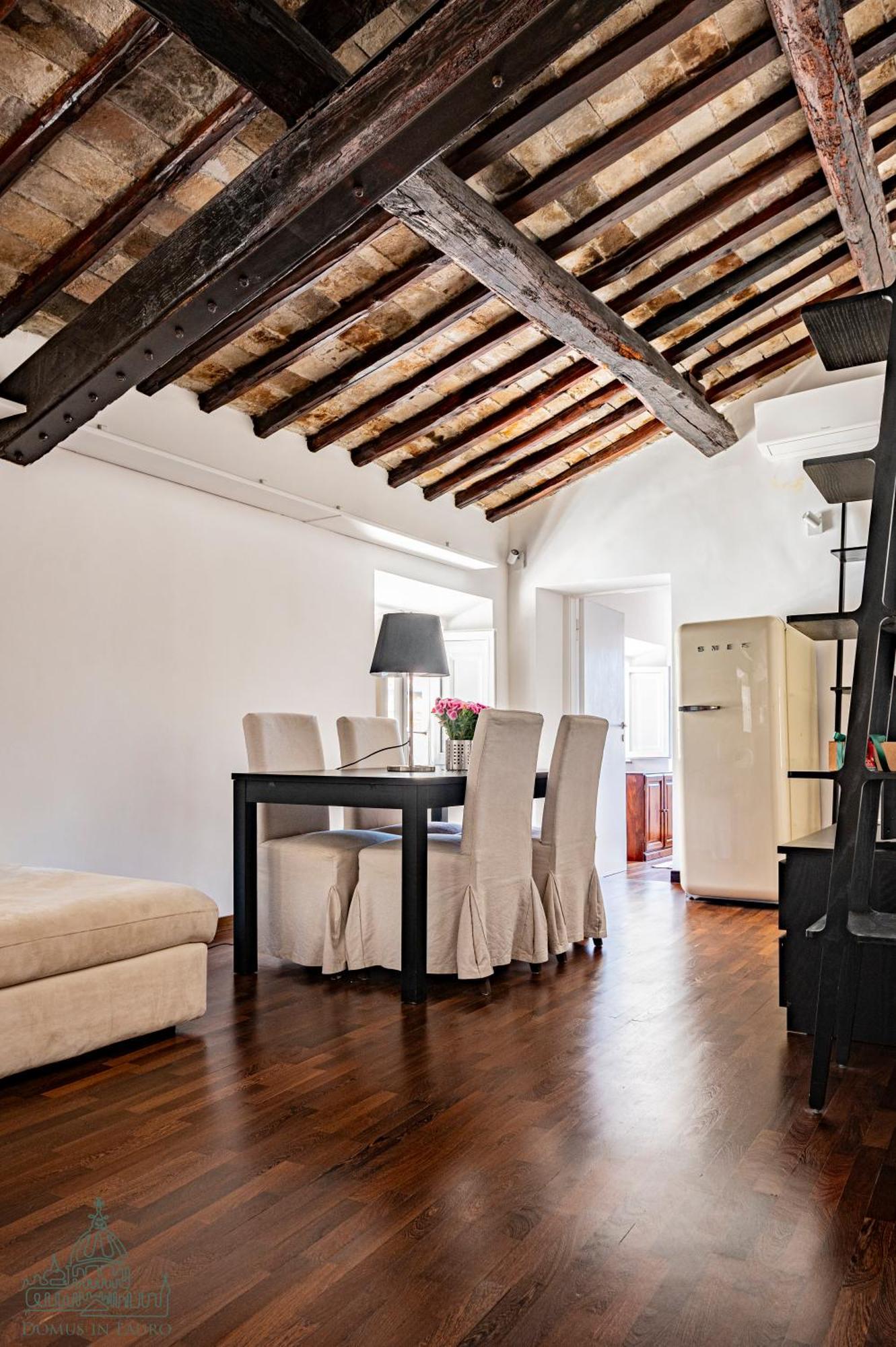 Domus In Lauro * Roma