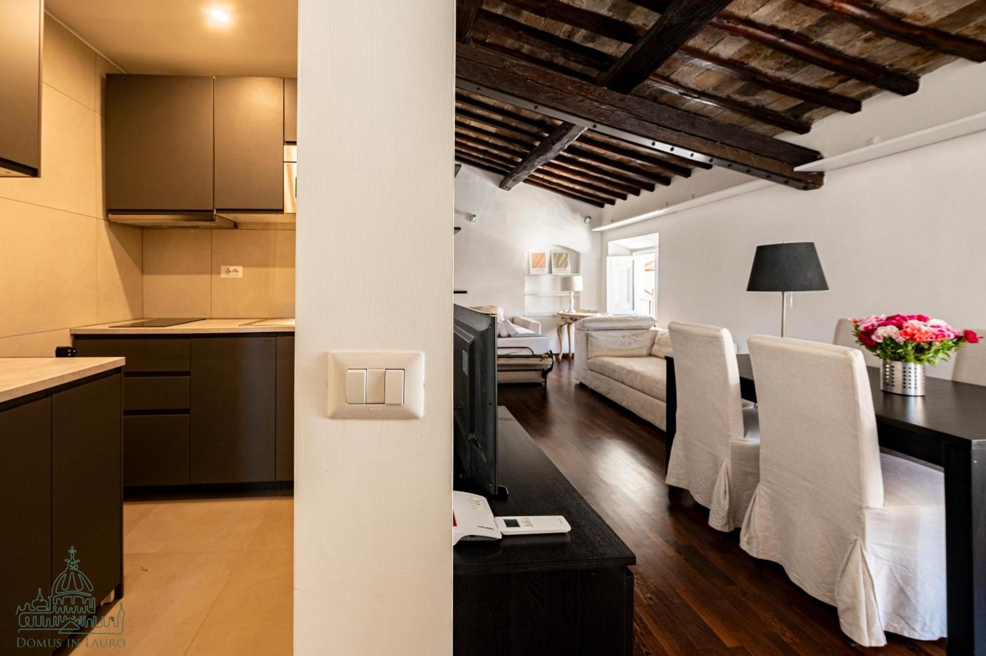 Apartment Domus In Lauro Rome